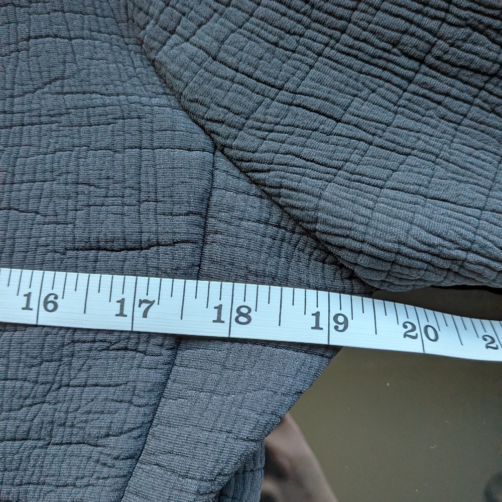 Eileen Fisher Silk Blend Sponge Texture Blazer - Minimalist Lagenlook - Black L - Picture 10 of 12